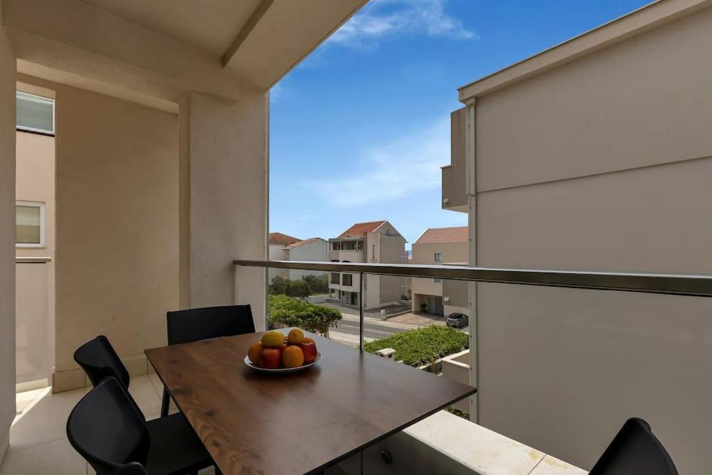 Apartment Dals - Makarska Exklusiv Тучепи Экстерьер фото